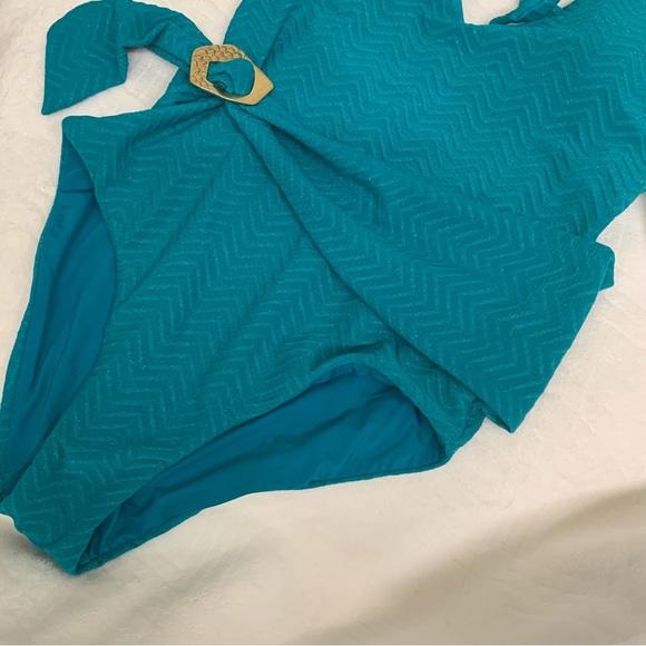 NWT TRINA TURK EMPIRE HALTER ONE PIECE - Picture 11 of 14